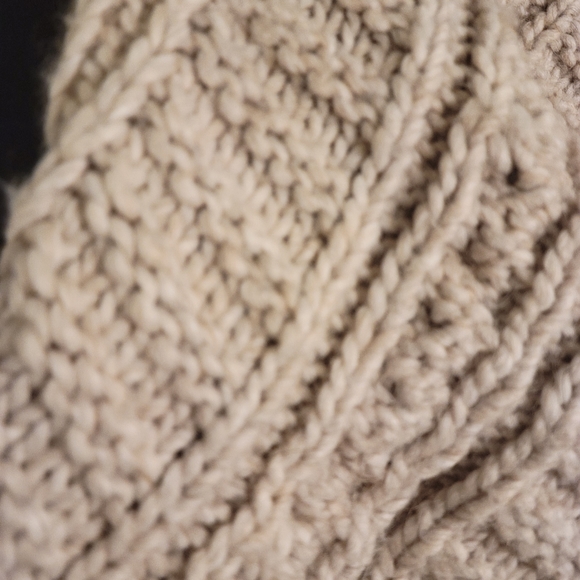 Italian Elsamanda Oatmeal Sweater Size M - Picture 5 of 7